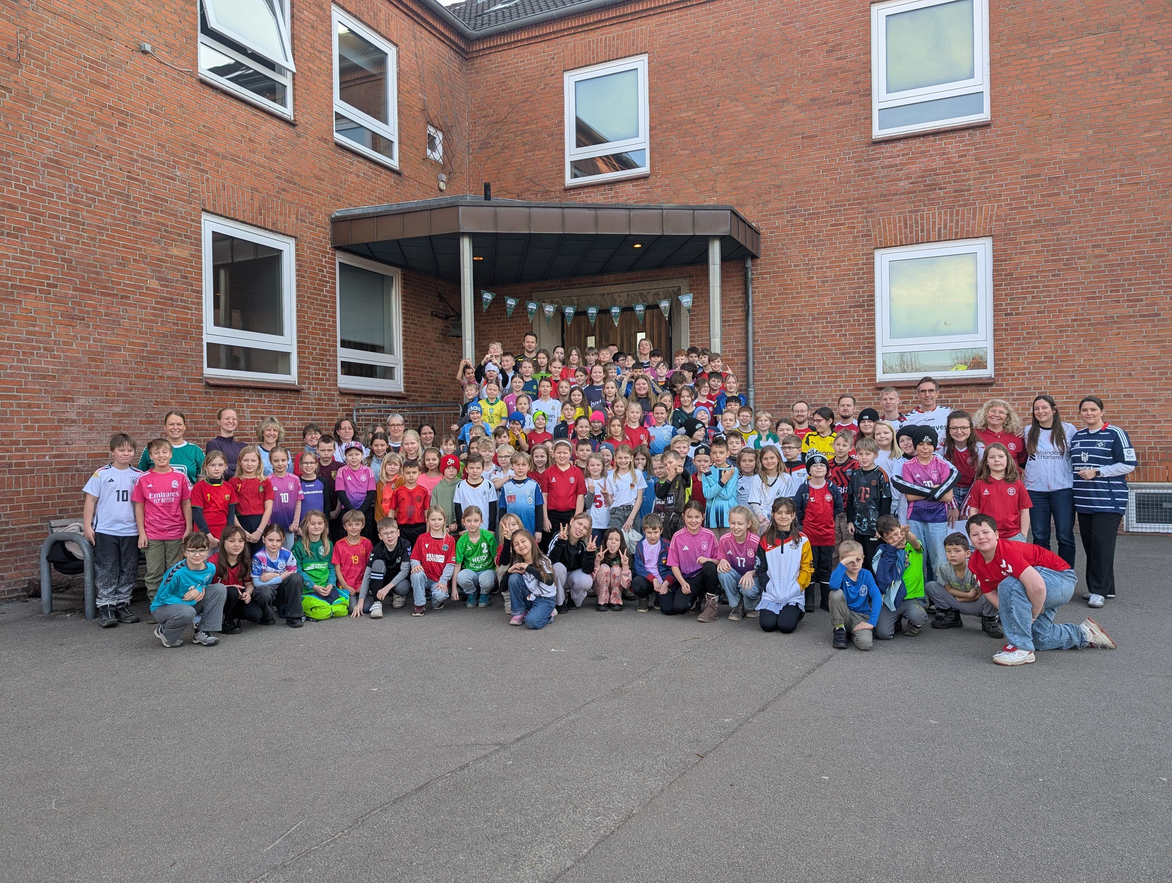 Fredag, fodbold og fest i Harreslev